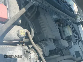 ✅ 2015 GMC Sierra 2500HD SLE • VIN: 1GT22YEG7FZ141823 • Lot: 41924665. Wystawiony na IAAI z przebiegiem 154 398 mil. Bezpłatny archiwum sprzedaży aukcyjnych z USA i szczegółowy raport historii pojazdu na DreamBid. Zdjęcie 16.