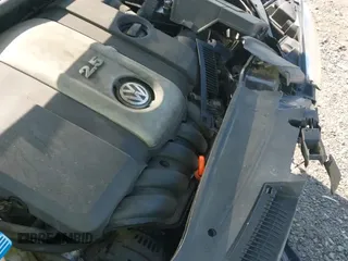 ✅ 2007 Volkswagen Jetta Wolfsburg Edition • VIN: 3VWEF71K87M198635 • Лот: 42628986. Опубликован ранее на IAAI с пробегом 180 029 миль. Бесплатный доступ к архиву аукционных продаж из США и подробный отчёт об истории автомобиля на DreamBid. Изображение 13.