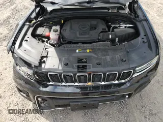 ✅ 2023 Jeep Grand Cherokee Overland • VIN: 1C4RJHDG0PC586329 • Lot: 72053965. Listed on Copart with 18,232 mi. Free auction sales archive from the USA and detailed vehicle history report at DreamBid. Image 14.