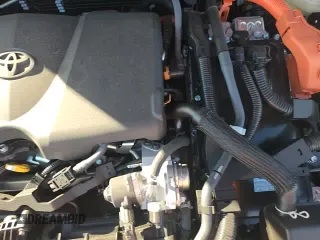 ✅ 2025 Toyota RAV4 Hybrid LE • VIN: JTMLWRFV5SD308392 • Lot: 86493665. Listed on Copart with 4,589 mi. Free auction sales archive from the USA and detailed vehicle history report at DreamBid. Image 17.