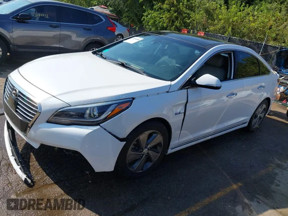 ✅ 2017 Hyundai Sonata Limited • VIN: KMHE34L13HA056119 • Lot: 43184088. Wystawiony na IAAI z przebiegiem 135 543 mil. Bezpłatny archiwum sprzedaży aukcyjnych z USA i szczegółowy raport historii pojazdu na DreamBid. Zdjęcie 2.
