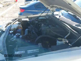 ✅ 2008 Ford Explorer XLT • VIN: 1FMEU63E08UA04022 • Lot: 43595650. Listed on IAAI with 235,927 mi. Free auction sales archive from the USA and detailed vehicle history report at DreamBid. Image 19.