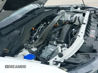 ✅ 2025 Ford Explorer ST-Line • VIN: 1FMUK8KH0SGA62291 • Lot: 43298560. Listed on IAAI with 8,570 mi. Free auction sales archive from the USA and detailed vehicle history report at DreamBid. Image 21.