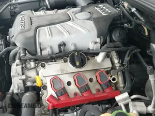 ✅ 2014 Audi Q7 Premium Plus • VIN: WA1LGAFE2ED013683 • Lot: 43210132. Wystawiony na IAAI z przebiegiem 101 976 mil. Bezpłatny archiwum sprzedaży aukcyjnych z USA i szczegółowy raport historii pojazdu na DreamBid. Zdjęcie 12.