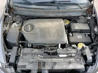 ✅ 2018 Jeep Cherokee Latitude • VIN: 1C4PJLCX3JD588931 • Lot: 62922455. Wystawiony na Copart z przebiegiem 119 179 mil. Bezpłatny archiwum sprzedaży aukcyjnych z USA i szczegółowy raport historii pojazdu na DreamBid. Zdjęcie 17.