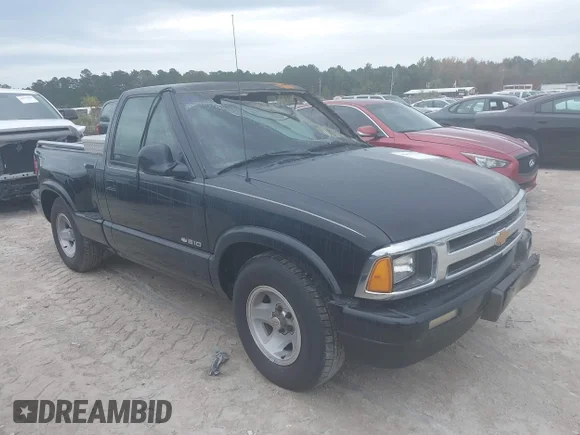 ✅ 1997 Chevrolet S-10 • VIN: 1GCCS14X6V8148392 • Lot: 40879239. Listed on IAAI with Not provided. Free auction sales archive from the USA and detailed vehicle history report at DreamBid. Image 1.