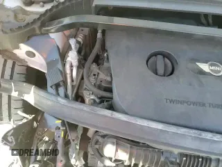 ✅ 2017 MINI Countryman Cooper S • VIN: WMZYT5C37H3D79671 • Lot: 71090955. Wystawiony na Copart z przebiegiem 84 724 mil. Bezpłatny archiwum sprzedaży aukcyjnych z USA i szczegółowy raport historii pojazdu na DreamBid. Zdjęcie 14.