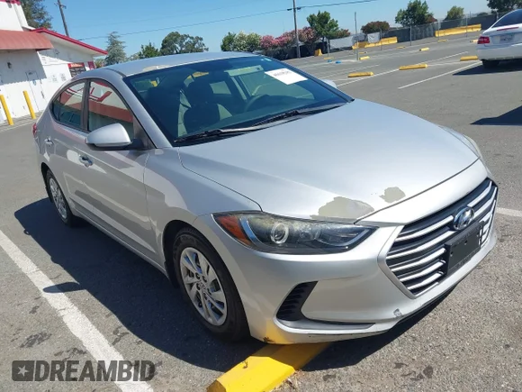 ✅ 2017 Hyundai Elantra SE • VIN: 5NPD74LF1HH189003 • Лот: 45638282. Опубліковано раніше на IAAI з пробігом 64 496 миль. Безкоштовний доступ до архіву аукціонних продажів зі США та докладний звіт про історію автомобіля на DreamBid. Зображення 1.