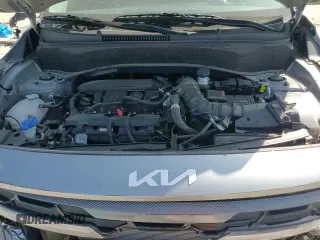 ✅ 2024 Kia Seltos X-Line • VIN: KNDEUCA71R7644683 • Lot: 65645775. Wystawiony na Copart z przebiegiem 8 812 mil. Bezpłatny archiwum sprzedaży aukcyjnych z USA i szczegółowy raport historii pojazdu na DreamBid. Zdjęcie 14.