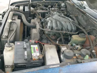 ✅ 1999 Toyota 4Runner SR5 • VIN: JT3GN86R1X0129027 • Lot: 42796748. Listed on IAAI with 237,749 mi. Free auction sales archive from the USA and detailed vehicle history report at DreamBid. Image 12.