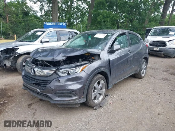 ✅ 2019 Honda HR-V LX • VIN: 3CZRU6H3XKG725823 • Lot: 42619136. Wystawiony na IAAI z przebiegiem 252 006 mil. Bezpłatny archiwum sprzedaży aukcyjnych z USA i szczegółowy raport historii pojazdu na DreamBid. Zdjęcie 2.