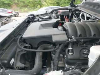 ✅ 2018 Chevrolet Tahoe LT • VIN: 1GNSCBKC3JR112590 • Lot: 42156796. Listed on IAAI with 124,120 mi. Free auction sales archive from the USA and detailed vehicle history report at DreamBid. Image 19.