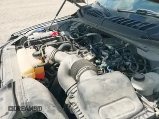 ✅ 2019 Ford F-150 XL • VIN: 1FTEW1CP3KKC32277 • Lot: 43103340. Listed on IAAI with 125,684 mi. Free auction sales archive from the USA and detailed vehicle history report at DreamBid. Image 19.