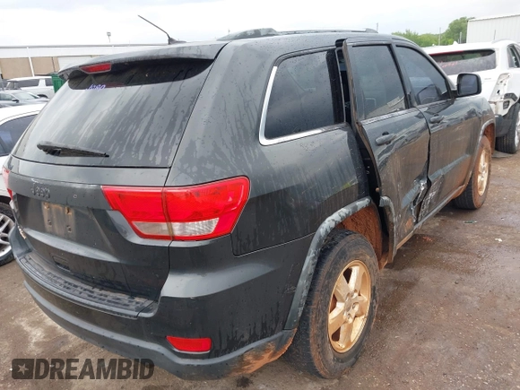 ✅ 2011 Jeep Grand Cherokee Laredo • VIN: 1J4RR4GG4BC577147 • Lot: 44903591. Wystawiony na IAAI z przebiegiem 120 709 mil. Bezpłatny archiwum sprzedaży aukcyjnych z USA i szczegółowy raport historii pojazdu na DreamBid. Zdjęcie 4.