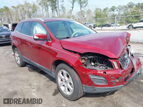 ✅ 2013 Volvo XC60 3.2L • VIN: YV4952DL4D2390794 • Лот: 41688798. Опубліковано раніше на IAAI з пробігом 104 940 миль. Безкоштовний доступ до архіву аукціонних продажів зі США та докладний звіт про історію автомобіля на DreamBid. Зображення 1.