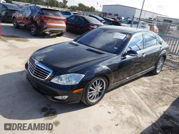 ✅ 2008 Mercedes-Benz S 550 • VIN: WDDNG71XX8A172943 • Лот: 45553561. Опубликован ранее на IAAI с пробегом 148 010 миль. Бесплатный доступ к архиву аукционных продаж из США и подробный отчёт об истории автомобиля на DreamBid. Изображение 2.