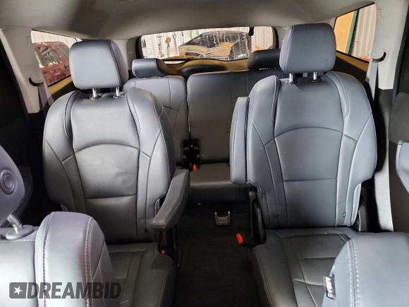 ✅ 2019 Buick Enclave Premium • VIN: 5GAERCKW8KJ236022 • Lot: 76326355. Wystawiony na Copart z przebiegiem 109 039 mil. Bezpłatny archiwum sprzedaży aukcyjnych z USA i szczegółowy raport historii pojazdu na DreamBid. Zdjęcie 10.