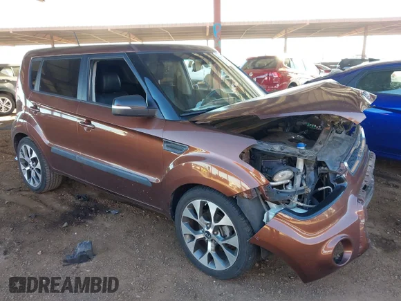 ✅ 2012 Kia Soul + • VIN: KNDJT2A65C7433884 • Lot: 44154798. Wystawiony na IAAI z przebiegiem 104 389 mil. Bezpłatny archiwum sprzedaży aukcyjnych z USA i szczegółowy raport historii pojazdu na DreamBid. Zdjęcie 1.