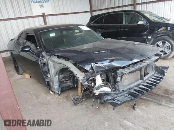 ✅ 2018 Dodge Challenger SXT • VIN: 2C3CDZAG8JH112192 • Lot: 45280752. Wystawiony na IAAI z przebiegiem Nie podano. Bezpłatny archiwum sprzedaży aukcyjnych z USA i szczegółowy raport historii pojazdu na DreamBid. Zdjęcie 1.