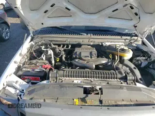 ✅ 2005 Ford F-250 XL • VIN: 1FTSX20585EC57199 • Lot: 82987014. Wystawiony na Copart z przebiegiem 95 873 mil. Bezpłatny archiwum sprzedaży aukcyjnych z USA i szczegółowy raport historii pojazdu na DreamBid. Zdjęcie 13.