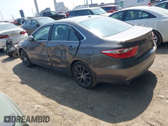 ✅ 2016 Toyota Camry XSE • VIN: 4T1BK1FK8GU574734 • Lot: 40193419. Wystawiony na IAAI z przebiegiem 176 077 mil. Bezpłatny archiwum sprzedaży aukcyjnych z USA i szczegółowy raport historii pojazdu na DreamBid. Zdjęcie 3.
