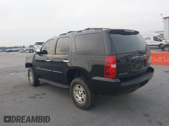 ✅ 2007 Chevrolet Tahoe LT • VIN: 1GNFC13097J336793 • Lot: 44066225. Wystawiony na IAAI z przebiegiem 195 045 mil. Bezpłatny archiwum sprzedaży aukcyjnych z USA i szczegółowy raport historii pojazdu na DreamBid. Zdjęcie 3.