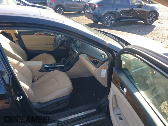 ✅ 2016 Hyundai Sonata Limited • VIN: KMHE34L19GA008882 • Lot: 43999004. Wystawiony na IAAI z przebiegiem 82 761 mil. Bezpłatny archiwum sprzedaży aukcyjnych z USA i szczegółowy raport historii pojazdu na DreamBid. Zdjęcie 5.