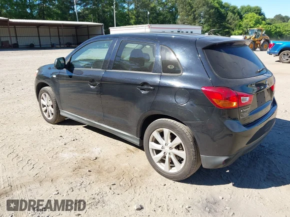 ✅ 2014 Mitsubishi Outlander ES • VIN: 4A4AP3AU0EE004720 • Lot: 45141062. Wystawiony na IAAI z przebiegiem 246 955 mil. Bezpłatny archiwum sprzedaży aukcyjnych z USA i szczegółowy raport historii pojazdu na DreamBid. Zdjęcie 3.