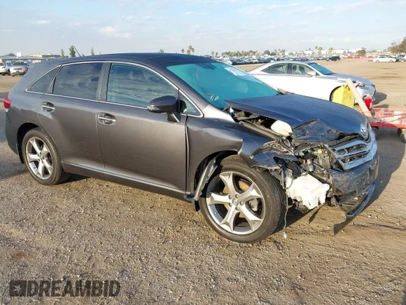 ✅ 2013 Toyota Venza XLE • VIN: 4T3ZK3BB1DU059593 • Lot: 43264144. Wystawiony na IAAI z przebiegiem 111 951 mil. Bezpłatny archiwum sprzedaży aukcyjnych z USA i szczegółowy raport historii pojazdu na DreamBid. Zdjęcie 1.