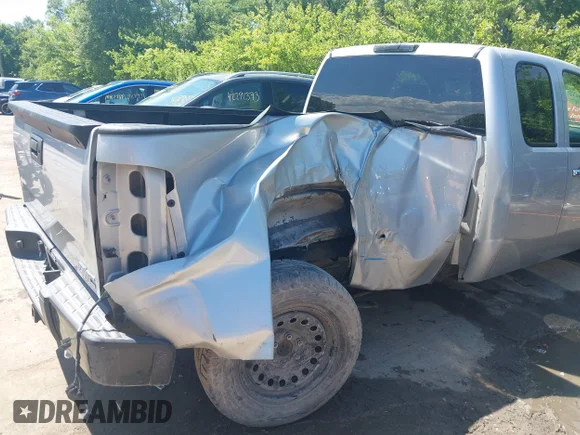 ✅ 2011 GMC Sierra 1500 SLE • VIN: 1GTR1VEA2BZ161077 • Lot: 42299431. Wystawiony na IAAI z przebiegiem 168 333 mil. Bezpłatny archiwum sprzedaży aukcyjnych z USA i szczegółowy raport historii pojazdu na DreamBid. Zdjęcie 6.