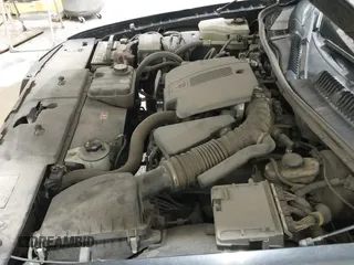 ✅ 2005 Lincoln Town Car Signature Limited • VIN: 1LNHM82W55Y606549 • Lot: 43365335. Wystawiony na IAAI z przebiegiem 98 295 mil. Bezpłatny archiwum sprzedaży aukcyjnych z USA i szczegółowy raport historii pojazdu na DreamBid. Zdjęcie 20.