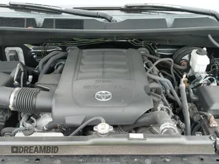 ✅ 2020 Toyota Tundra Platinum • VIN: 5TFAY5F13LX887440 • Лот: 41805245. Опубликован ранее на IAAI с пробегом 130 008 миль. Бесплатный доступ к архиву аукционных продаж из США и подробный отчёт об истории автомобиля на DreamBid. Изображение 19.