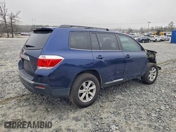 ✅ 2013 Toyota Highlander SE • VIN: 5TDZK3EH4DS131548 • Lot: 99428765. Wystawiony na Copart z przebiegiem 201 609 mil. Bezpłatny archiwum sprzedaży aukcyjnych z USA i szczegółowy raport historii pojazdu na DreamBid. Zdjęcie 3.