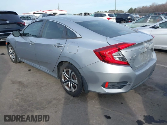 ✅ 2017 Honda Civic LX • VIN: 2HGFC2F58HH577089 • Lot: 44033748. Wystawiony na IAAI z przebiegiem 116 089 mil. Bezpłatny archiwum sprzedaży aukcyjnych z USA i szczegółowy raport historii pojazdu na DreamBid. Zdjęcie 3.
