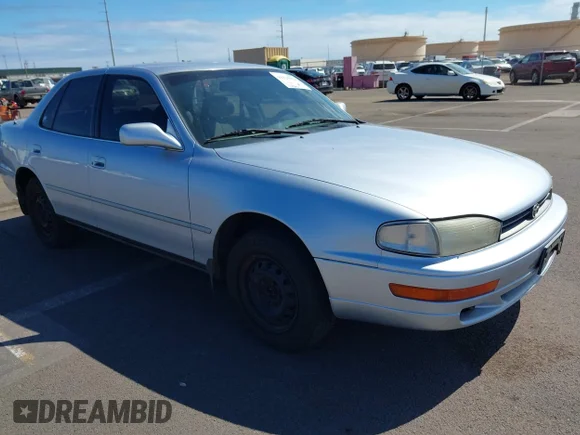 ✅ 1994 Toyota Camry LE • VIN: JT2SK12E4R0206638 • Lot: 44328012. Wystawiony na IAAI z przebiegiem 34 479 mil. Bezpłatny archiwum sprzedaży aukcyjnych z USA i szczegółowy raport historii pojazdu na DreamBid. Zdjęcie 1.