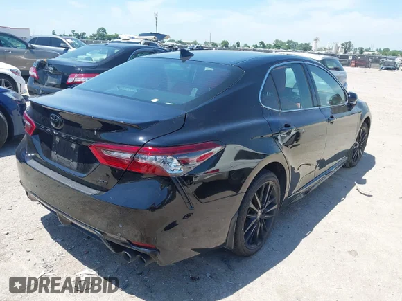 ✅ 2024 Toyota Camry XSE • VIN: 4T1K61AKXRU258296 • Lot: 45105883. Wystawiony na IAAI z przebiegiem 25 357 mil. Bezpłatny archiwum sprzedaży aukcyjnych z USA i szczegółowy raport historii pojazdu na DreamBid. Zdjęcie 4.