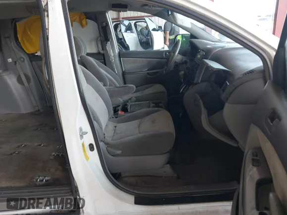 ✅ 2009 Toyota Sienna LE • VIN: 5TDZK23C79S243446 • Lot: 45434723. Wystawiony na IAAI z przebiegiem Nie podano. Bezpłatny archiwum sprzedaży aukcyjnych z USA i szczegółowy raport historii pojazdu na DreamBid. Zdjęcie 5.