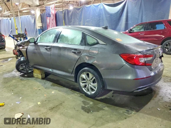 ✅ 2019 Honda Accord LX • VIN: 1HGCV1F17KA135348 • Lot: 98382895. Wystawiony na Copart z przebiegiem Nie podano. Bezpłatny archiwum sprzedaży aukcyjnych z USA i szczegółowy raport historii pojazdu na DreamBid. Zdjęcie 2.