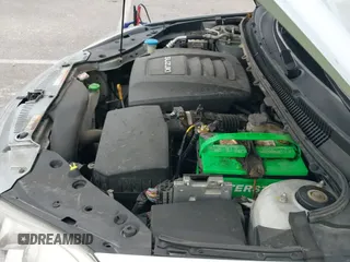 ✅ 2010 Suzuki Kizashi • VIN: JS2RE9A72A6100372 • Lot: 42285604. Wystawiony na IAAI z przebiegiem 85 177 mil. Bezpłatny archiwum sprzedaży aukcyjnych z USA i szczegółowy raport historii pojazdu na DreamBid. Zdjęcie 14.