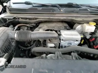 ✅ 2020 Ram 1500 Laramie • VIN: 1C6SRFDT2LN142015 • Lot: 85938775. Wystawiony na Copart z przebiegiem 124 930 mil. Bezpłatny archiwum sprzedaży aukcyjnych z USA i szczegółowy raport historii pojazdu na DreamBid. Zdjęcie 13.