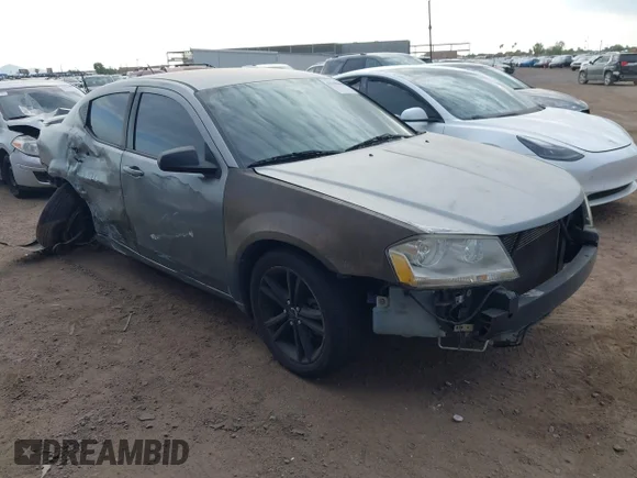 ✅ 2013 Dodge Avenger SE V6 • VIN: 1C3CDZAG8DN548407 • Лот: 42761690. Опубліковано раніше на IAAI з пробігом 121 228 миль. Безкоштовний доступ до архіву аукціонних продажів зі США та докладний звіт про історію автомобіля на DreamBid. Зображення 1.