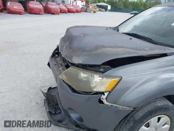 ✅ 2007 Mitsubishi Outlander ES • VIN: JA4MS31X37Z015908 • Лот: 42324213. Опубліковано раніше на IAAI з пробігом 134 362 миль. Безкоштовний доступ до архіву аукціонних продажів зі США та докладний звіт про історію автомобіля на DreamBid. Зображення 6.