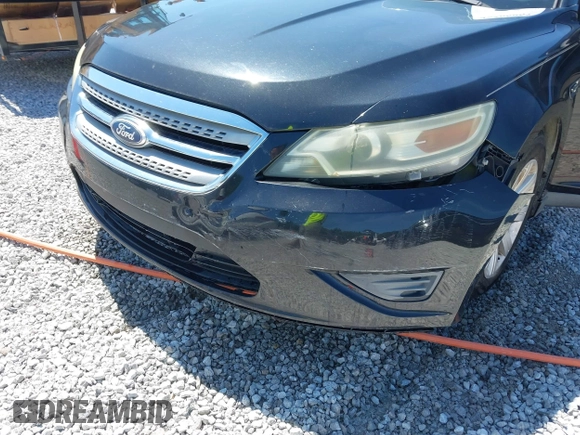 ✅ 2010 Ford Taurus SE • VIN: 1FAHP2DW5AG165694 • Лот: 45266867. Опубліковано раніше на IAAI з пробігом 251 463 миль. Безкоштовний доступ до архіву аукціонних продажів зі США та докладний звіт про історію автомобіля на DreamBid. Зображення 6.