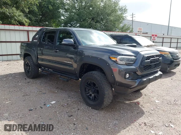 ✅ 2023 Toyota Tacoma TRD Sport • VIN: 3TMCZ5AN7PM608924 • Lot: 45448081. Wystawiony na IAAI z przebiegiem 89 081 mil. Bezpłatny archiwum sprzedaży aukcyjnych z USA i szczegółowy raport historii pojazdu na DreamBid. Zdjęcie 1.