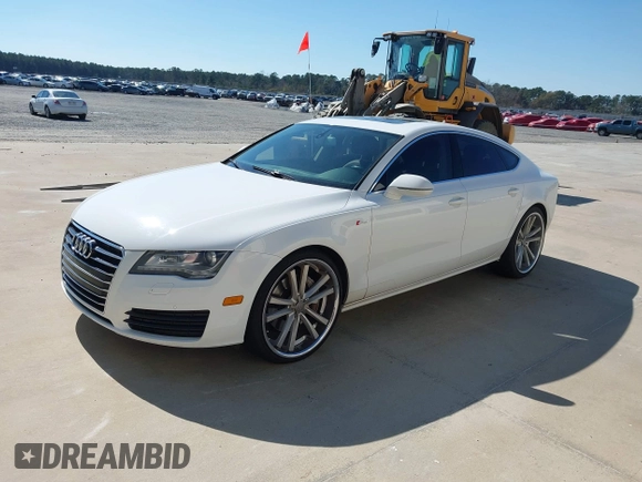 ✅ 2012 Audi A7 Premium Plus • VIN: WAUYGAFC3CN085670 • Lot: 44344204. Wystawiony na IAAI z przebiegiem 144 673 mil. Bezpłatny archiwum sprzedaży aukcyjnych z USA i szczegółowy raport historii pojazdu na DreamBid. Zdjęcie 2.