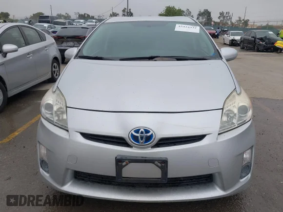 ✅ 2010 Toyota Prius III • VIN: JTDKN3DU5A1307488 • Лот: 45424332. Опубліковано раніше на IAAI з пробігом 156 155 миль. Безкоштовний доступ до архіву аукціонних продажів зі США та докладний звіт про історію автомобіля на DreamBid. Зображення 6.