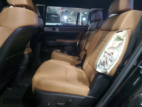 ✅ 2026 Hyundai Santa Fe Limited • VIN: 5NMP3DG15TH104628 • Лот: 77700755. Опубликован ранее на Copart с пробегом 4 440 миль. Бесплатный доступ к архиву аукционных продаж из США и подробный отчёт об истории автомобиля на DreamBid. Изображение 11.