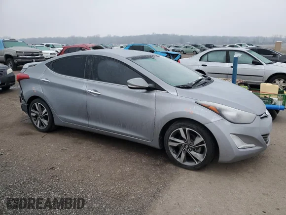 ✅ 2016 Hyundai Elantra SE • VIN: 5NPDH4AEXGH670924 • Lot: 38010893. Wystawiony na Copart z przebiegiem 120 484 mil. Bezpłatny archiwum sprzedaży aukcyjnych z USA i szczegółowy raport historii pojazdu na DreamBid. Zdjęcie 4.