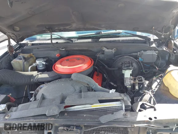 ✅ 1992 Chevrolet Silverado 1500 • VIN: 1GCEC14H5NE184168 • Lot: 44528813. Wystawiony na IAAI z przebiegiem 353 329 mil. Bezpłatny archiwum sprzedaży aukcyjnych z USA i szczegółowy raport historii pojazdu na DreamBid. Zdjęcie 10.