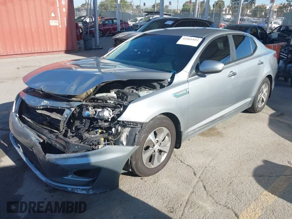 ✅ 2014 Kia Optima LX • VIN: KNAGM4AD5E5065655 • Lot: 45561852. Wystawiony na IAAI z przebiegiem 145 232 mil. Bezpłatny archiwum sprzedaży aukcyjnych z USA i szczegółowy raport historii pojazdu na DreamBid. Zdjęcie 18.